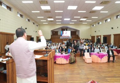 उत्तराखंड सीएसआर डायलॉग’ कार्यक्रम में उद्योग जगत के प्रतिनिधियों के साथ किया संवाद