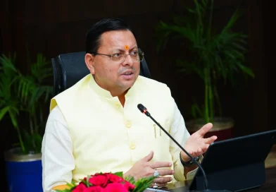 सीएम हेल्पलाइन 1905 पर एक्शन में धामी सरकार: ढिलाई बरतने वाले अफसरों पर गिरेगी गाज, ‘शून्य कार्रवाई’ वालों को थमेगा नोटिस