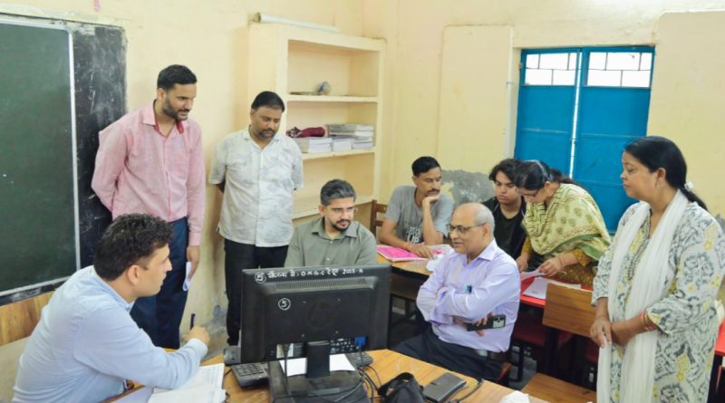 मतदाता सुनवाई में लापरवाही बर्दाश्त नहीं, आयोग के निर्देशों का शत-प्रतिशत पालन सुनिश्चित करें- गढ़वाल आयुक्त