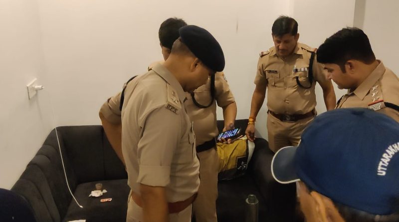 देर रात पुलिस टीमों ने चलाया प्रेमनगर में PG-हॉस्टलों पर आकस्मिक चेकिंग अभियान, 4 संचालकों को नोटिस